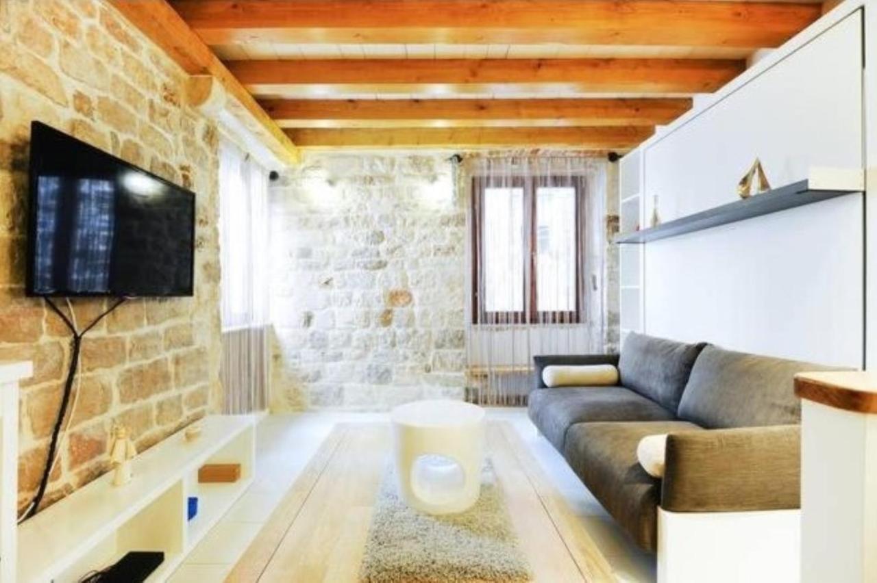 Apartment Capo Family & Capo Studio -Old Town-Parking Trogir Dış mekan fotoğraf