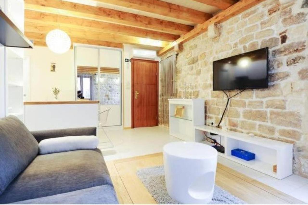 Apartment Capo Family & Capo Studio -Old Town-Parking Trogir Dış mekan fotoğraf